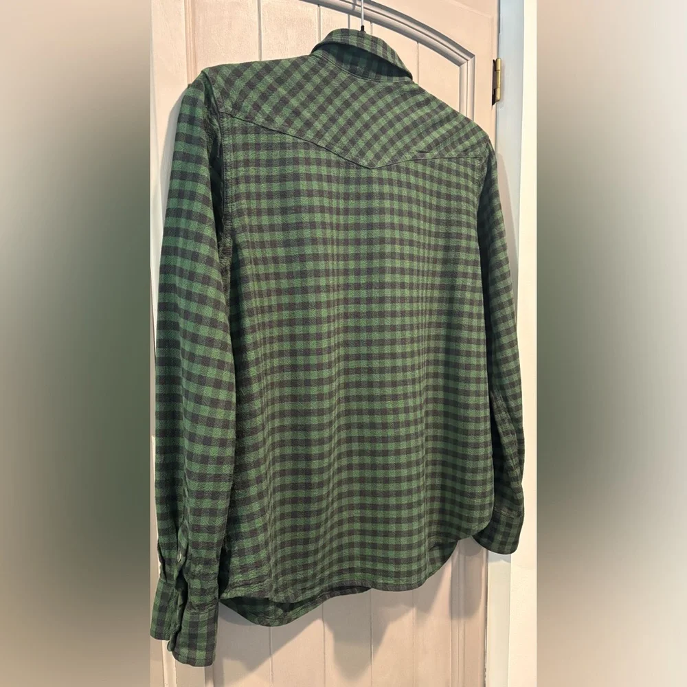 FILSON Women's Buffalo Check Long-Sleeve Shirt, Green/Black, Fits Size M, Snaps - Picture 4 of 6